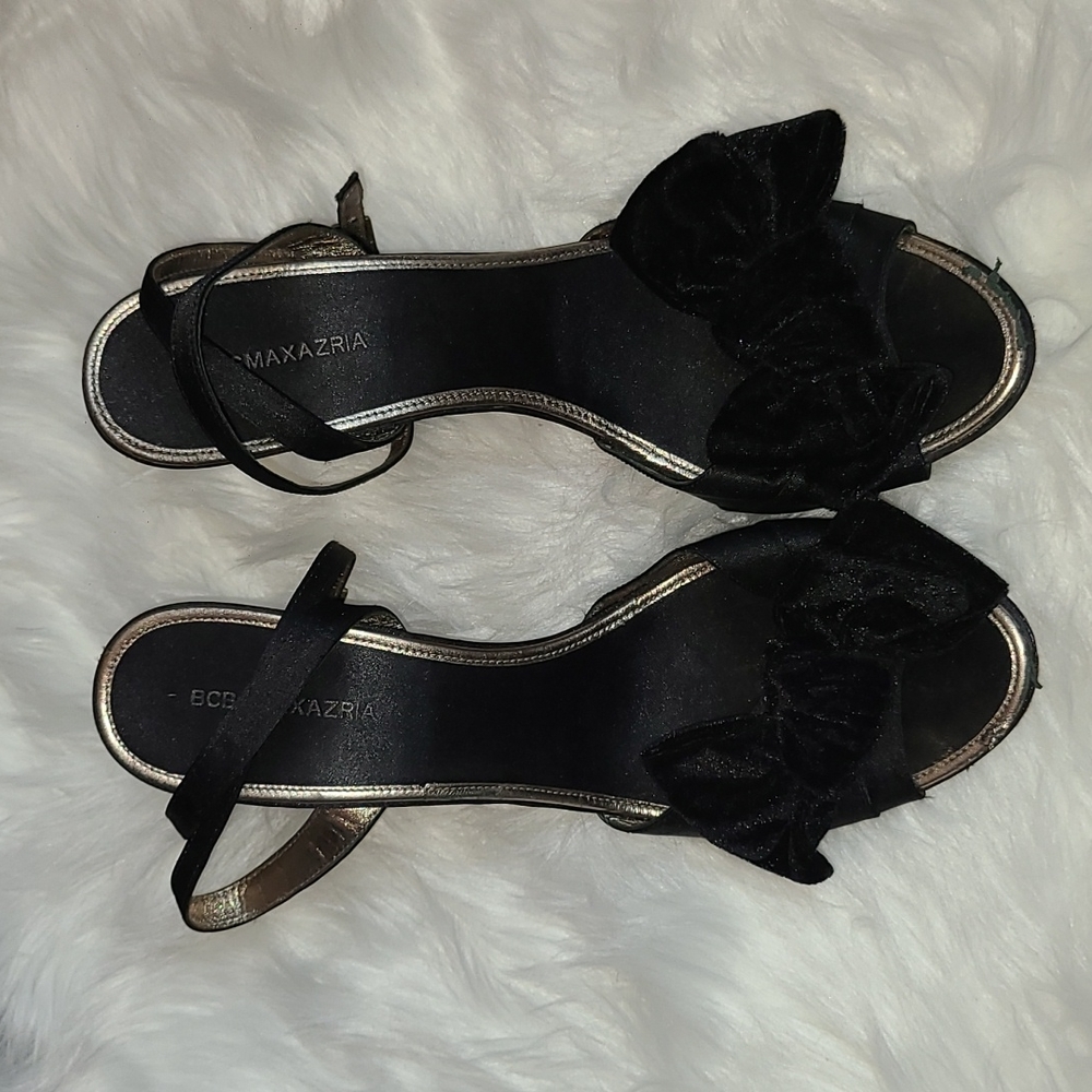 BCBG Satin Velvet Bow Sandal Sz 8